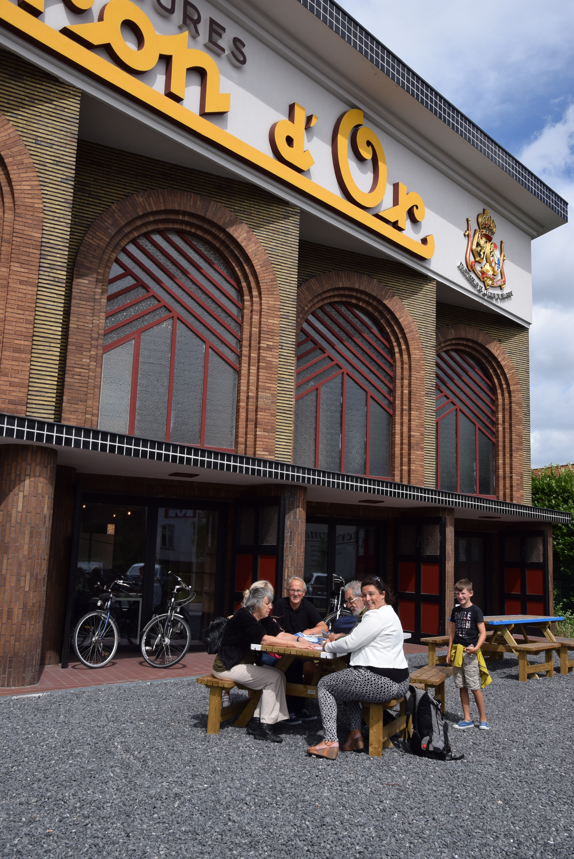 “Zomerzoektocht Davidsfonds en Kunstzomer schot in de roos voor Izegem” “Zomerzoektocht Davidsfonds en Kunstzomer schot in de roos voor Izegem”