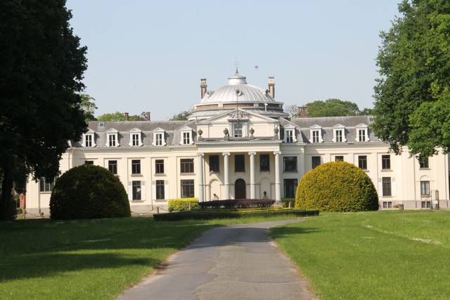 De stad wil het park van Kasteel Het Blauwhuis openstellen voor het publiek. - VDI