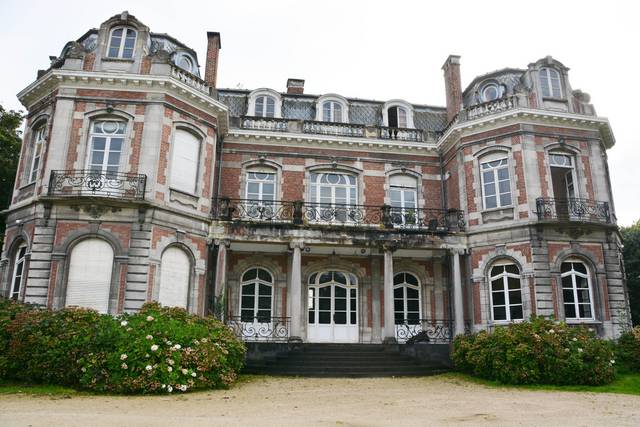 Kasteel Wolvenhof heeft nood aan een restauratie. - Foto JBOR