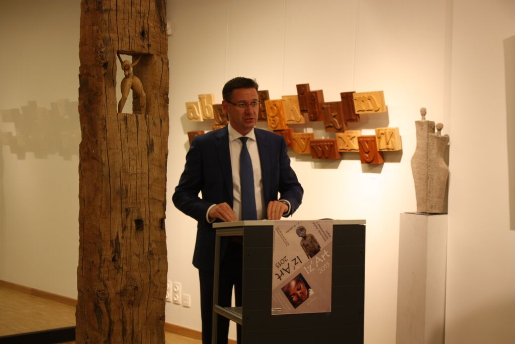 Officiële opening tentoonstelling Iz’Art op woensdag 7 oktober 2015.
