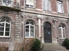 “Provinciaal streekhuis gaat niet naar Izegems kasteel Wolvenhof”