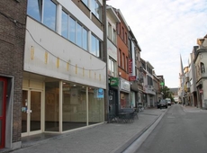 In dit voormalige Blokker-filiaal wordt de Proxy Delhaize ondergebracht. - Foto VDI