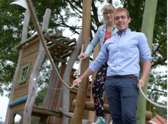 Liesbeth Theuninck en Lothar Feys zijn tevreden over de speelpleinwerking. Foto: fmr Liesbeth Theuninck en Lothar Feys zijn tevreden over de speelpleinwerking. Foto: fmr