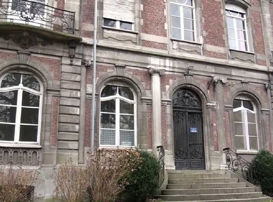 “Provinciaal streekhuis gaat niet naar Izegems kasteel Wolvenhof” “Provinciaal streekhuis gaat niet naar Izegems kasteel Wolvenhof”
