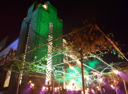 Feestweekend Eperon d’Or brengt duizenden mensen op de been Feestweekend Eperon d’Or brengt duizenden mensen op de been