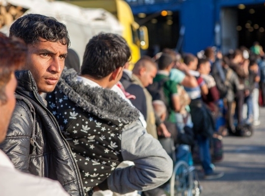 “Liaisonofficier in strijd tegen transmigratie en mensensmokkel eerstdaags aan de slag in Londen” “Liaisonofficier in strijd tegen transmigratie en mensensmokkel eerstdaags aan de slag in Londen”