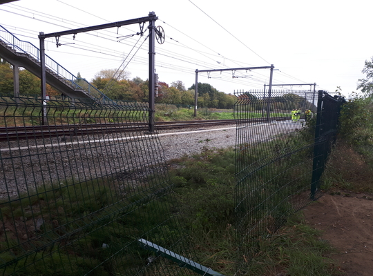 Herstelwerken aan omheining spoorlijn Brugge-Kortrijk
