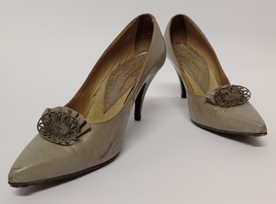 4000ste_paar_schoenen_eperon_dor