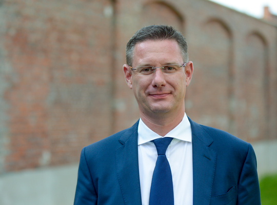 Kurt Himpe stelt najaarsprogramma van De Leest voor