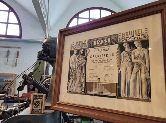 schenking_diploma
